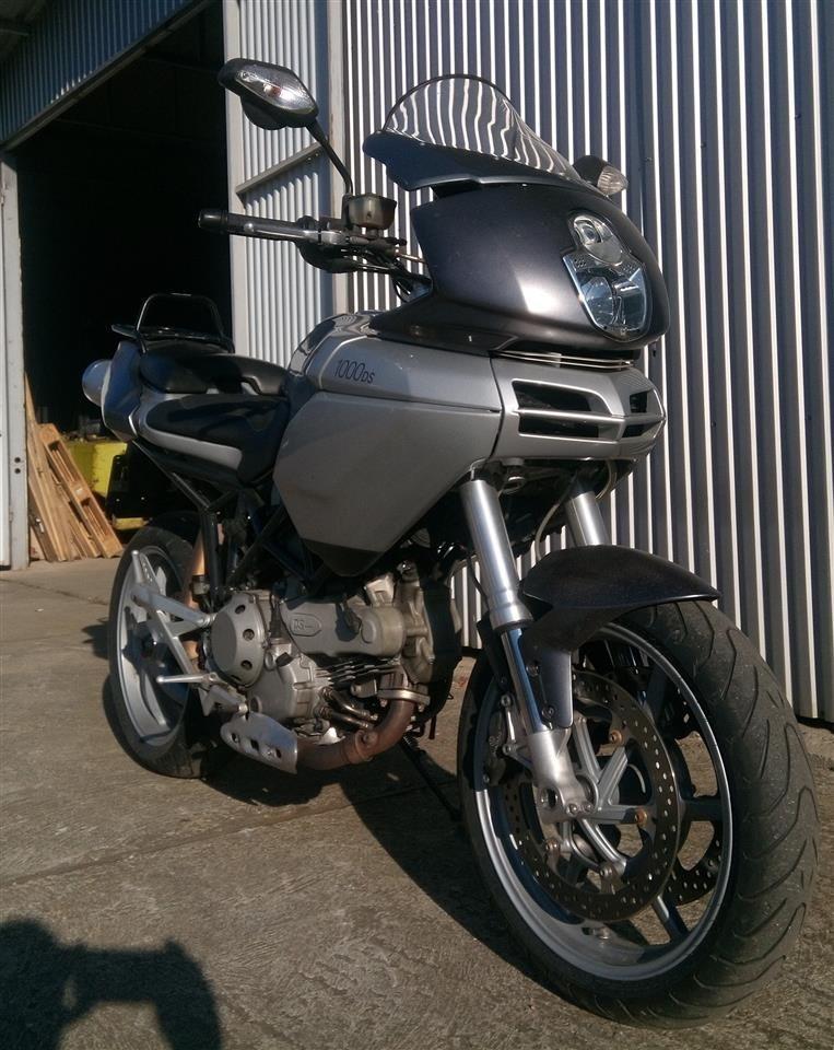 Ducati--multistrada-ds1000-