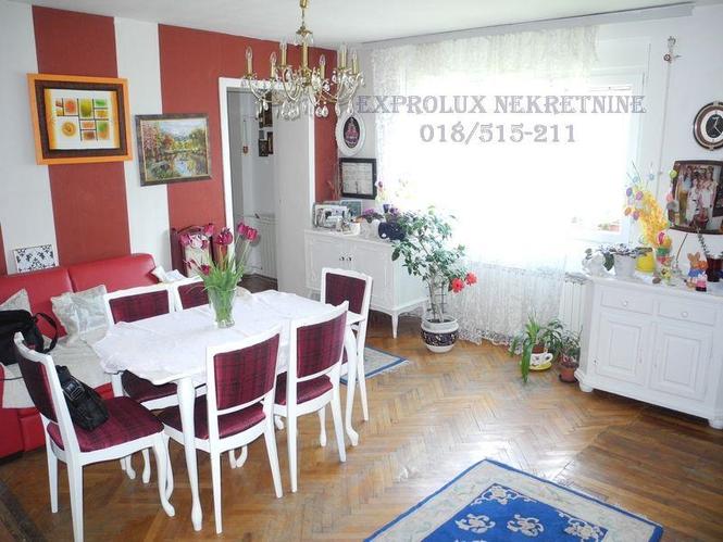 Prodaja, Stan, 132m2 , Centar