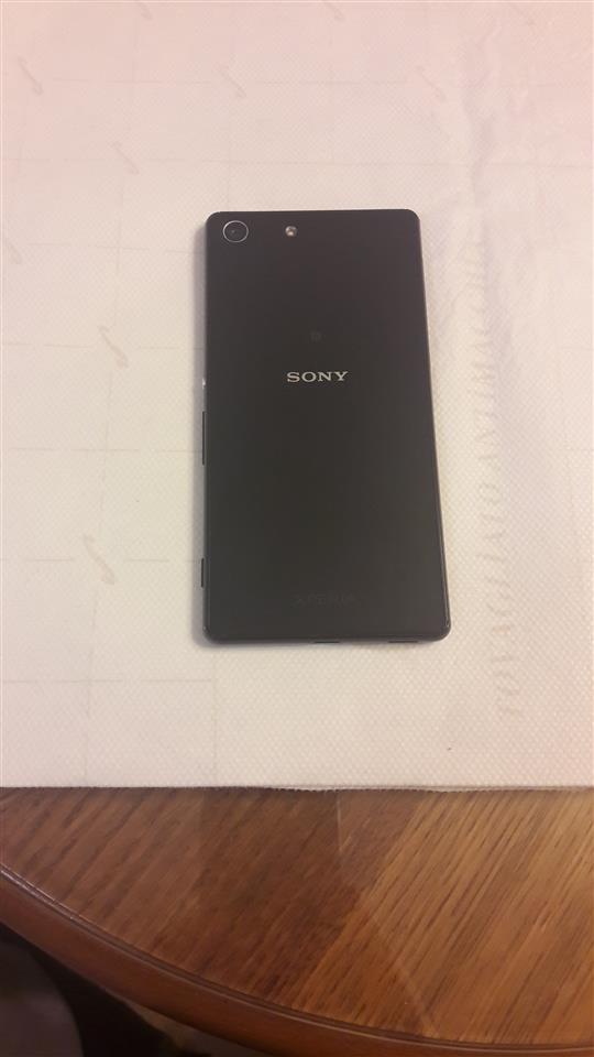 Sony-Xperia-M5