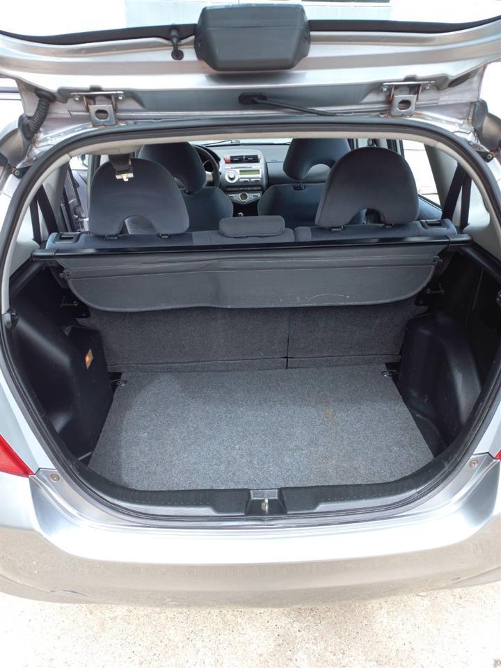HONDA-JAZZ-1-4-LS-5D