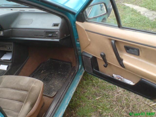 VW-Pasat-B32--82