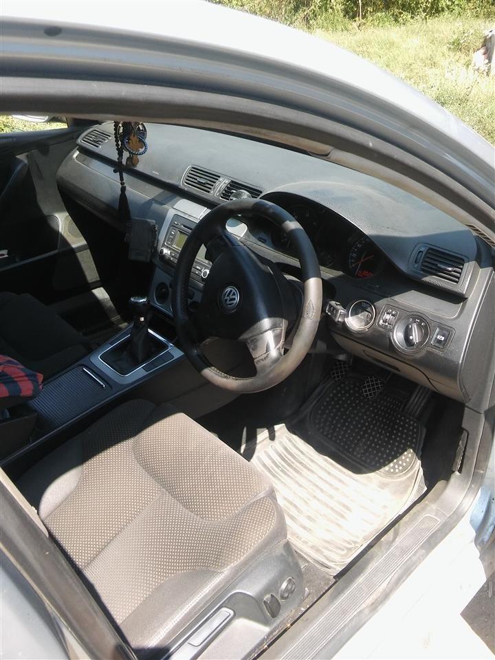 VW-Passat-b6-2-0--2006