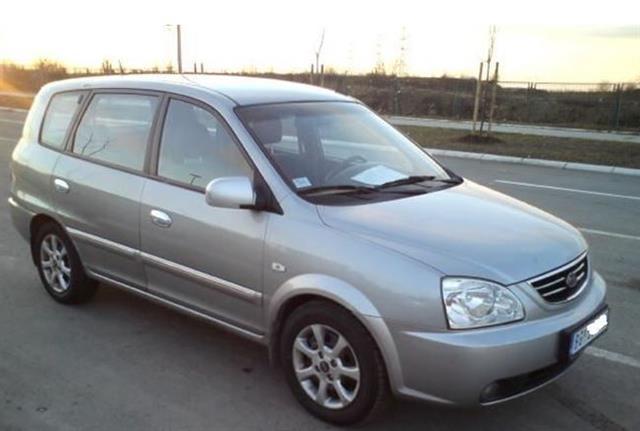Kia-Carens-CRDI-EX--05-