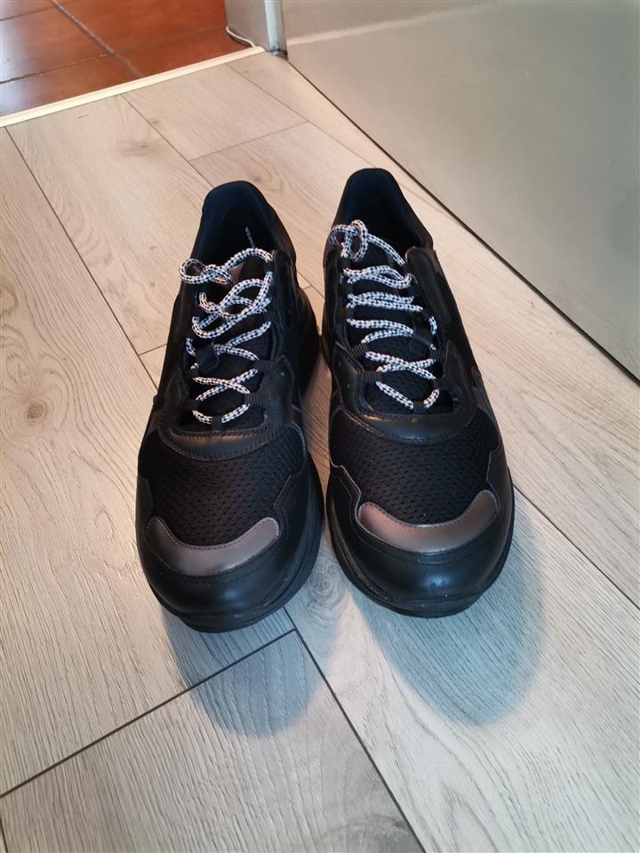 Shoestar-patike-broj-40