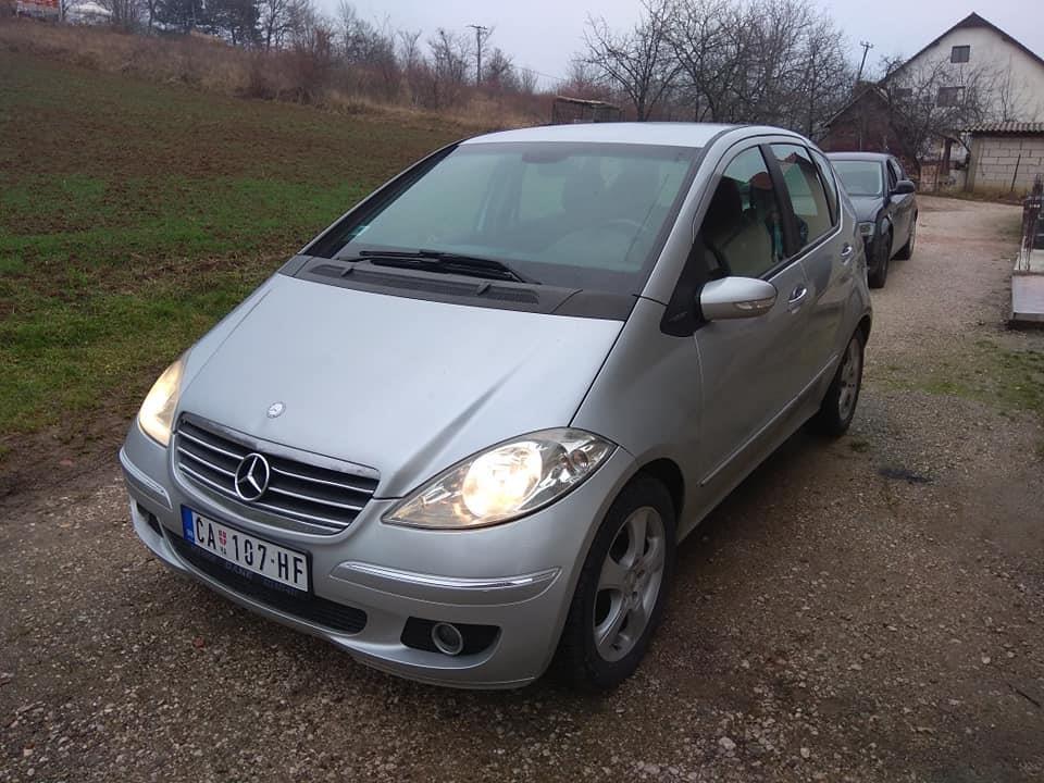 Mercedes-A150-2005