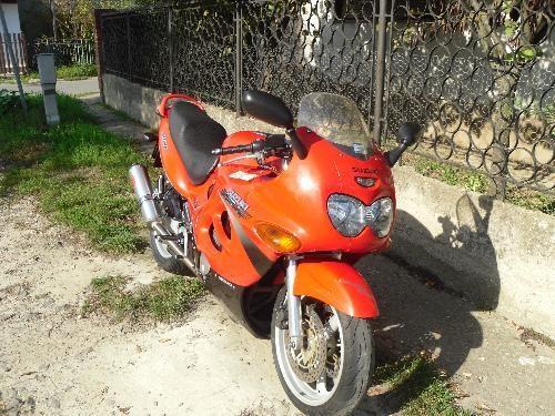 Suzuki-GSX600f-2002