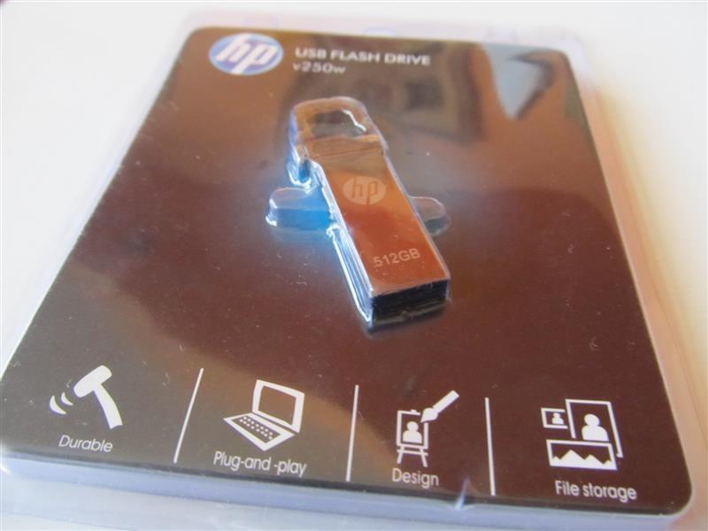 USB-flash-memorija-512-GB