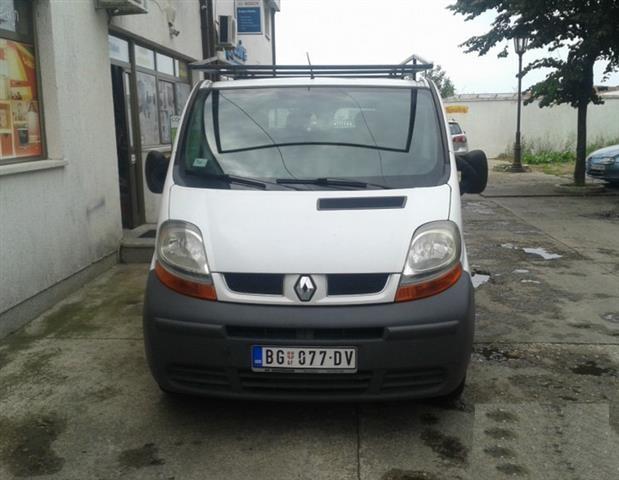Renault Trafic 1.9 dci -01