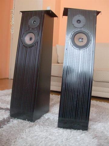 Rega Ela (sa Scanspeak & Royd Eden Driverima)