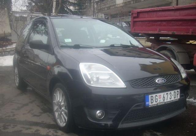 Ford-Fiesta-1-6STdCi--06