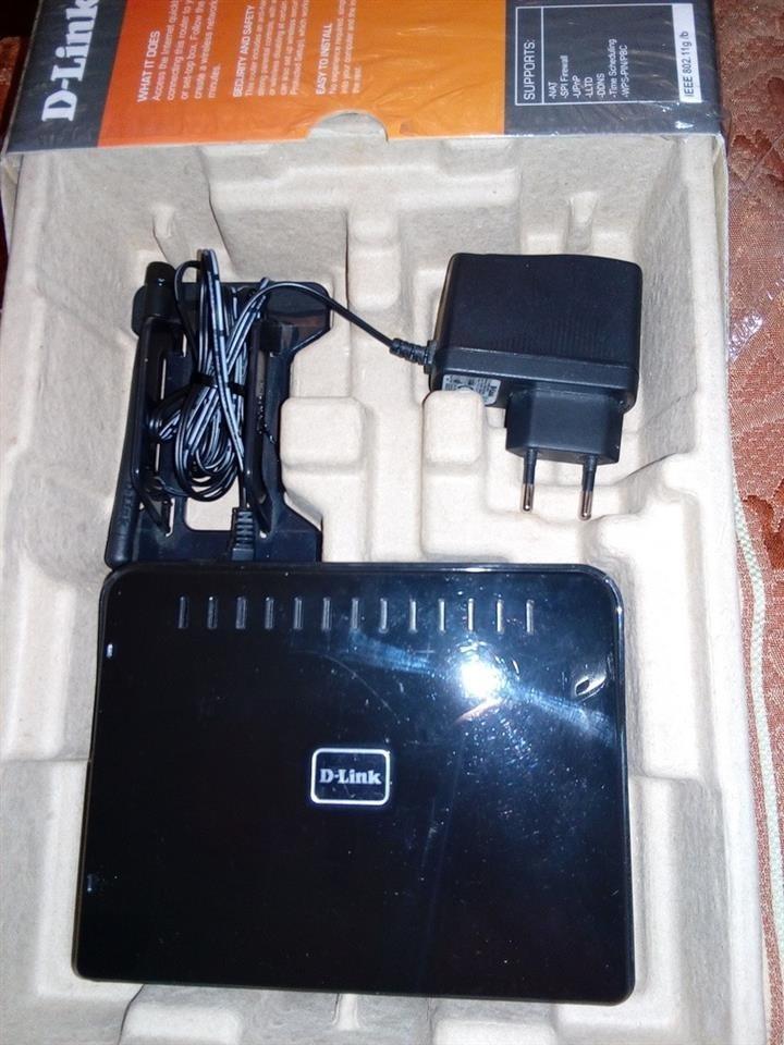 prodajem-nov-fabricki-D-link-Dir-300