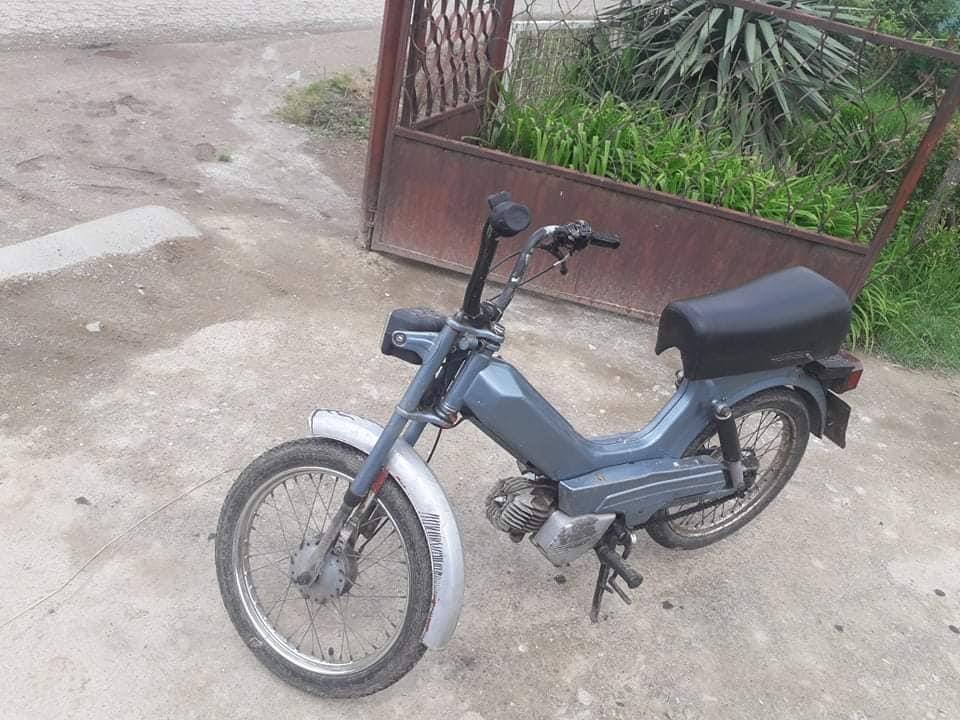 Tomos