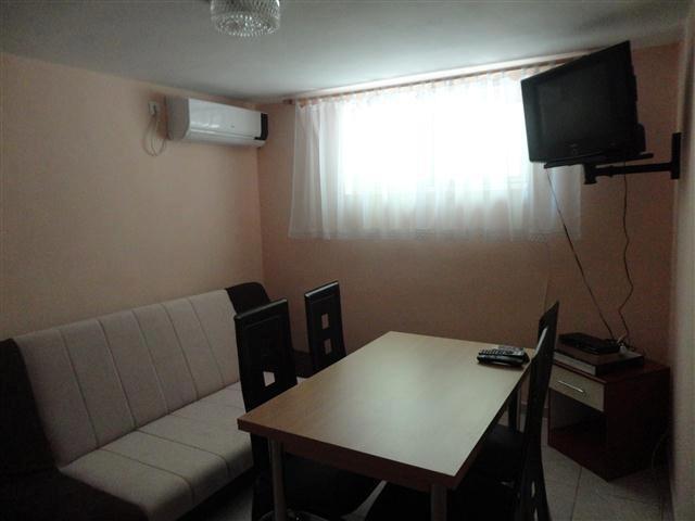 Apartmani-Devic--50m-od-plaze