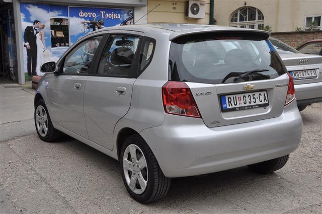 Chevrolet-Kalos--07-