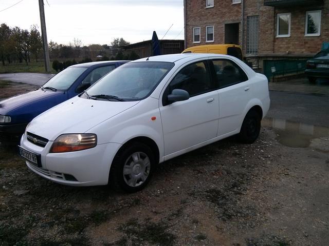 Chevrolet-Kalos--05