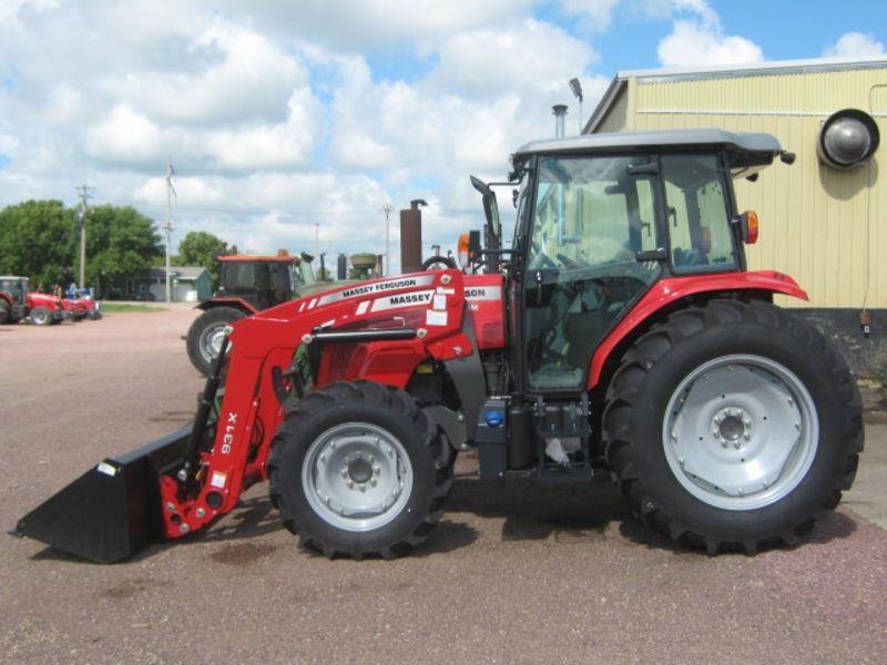 Massey-Ferguson-46c1c0-traktor