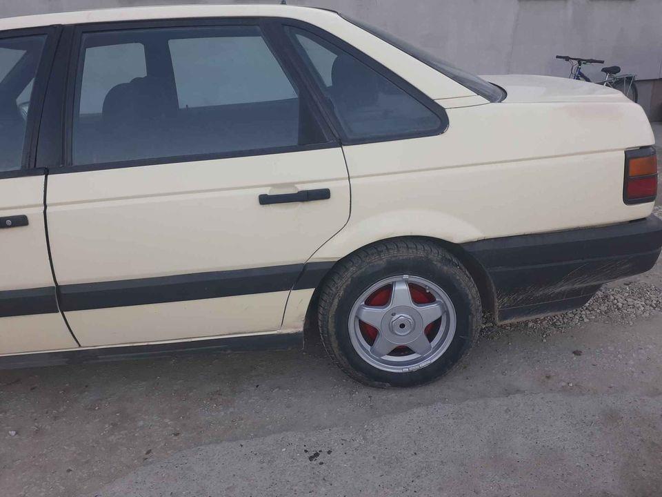 Pasat-1-9-dizel-motor-ekstra-limarija-dobra-nije-reg