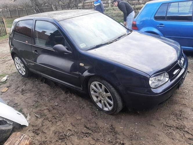 Golf 4 Bora Tuaran Polo buljavi