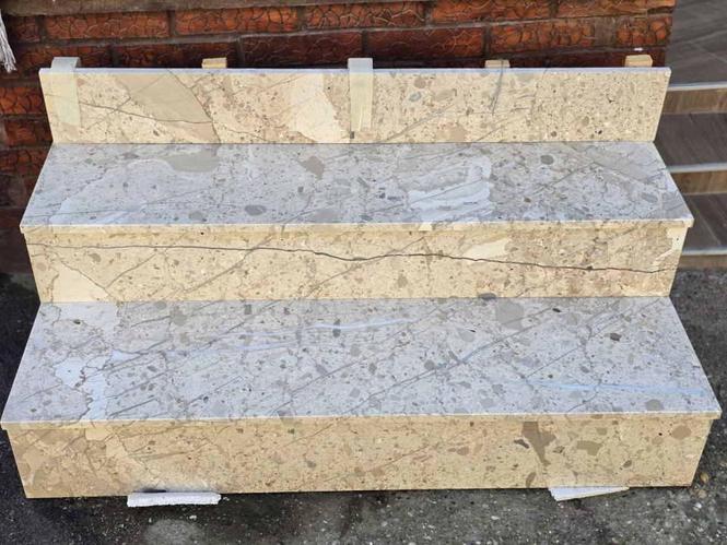 AKCIJA mermernih stepenica VEC OD 30 €  m2