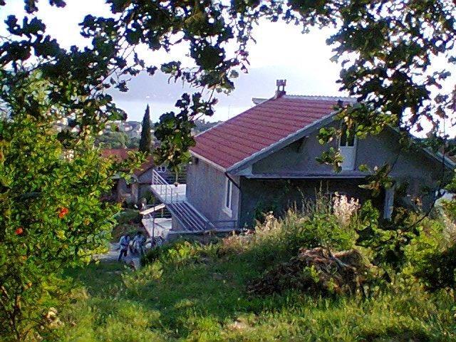 Plac-od-313m2-u-Tivtu