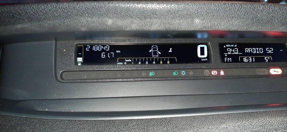 renault-scenic-3