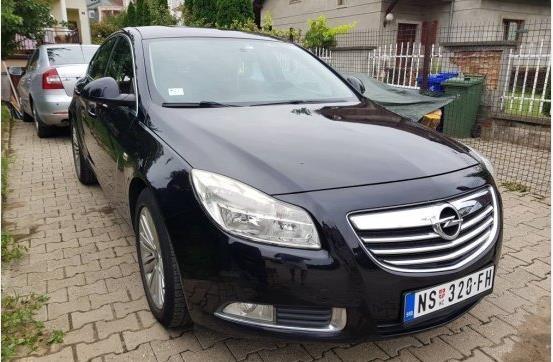 2009-Opel-Insignia-2-0cdti-