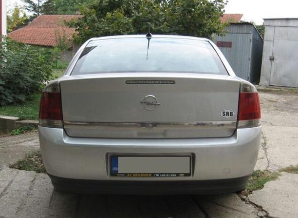 Opel-Vectra-2-0DTi--03