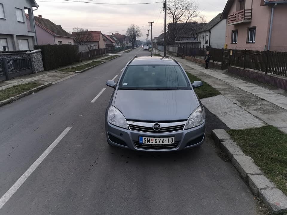 Opel-Astra-H-1-9cdti-2008-god-----------
