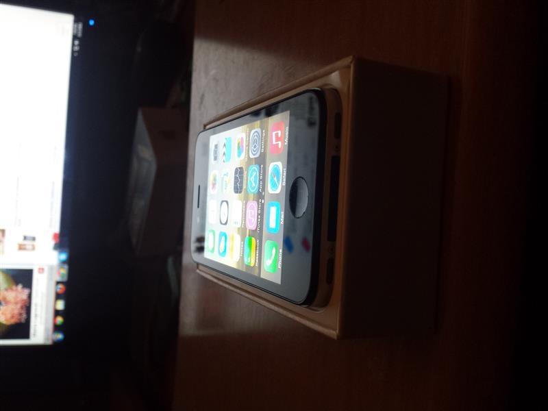iPhone-4