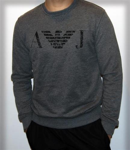 Armani duks	