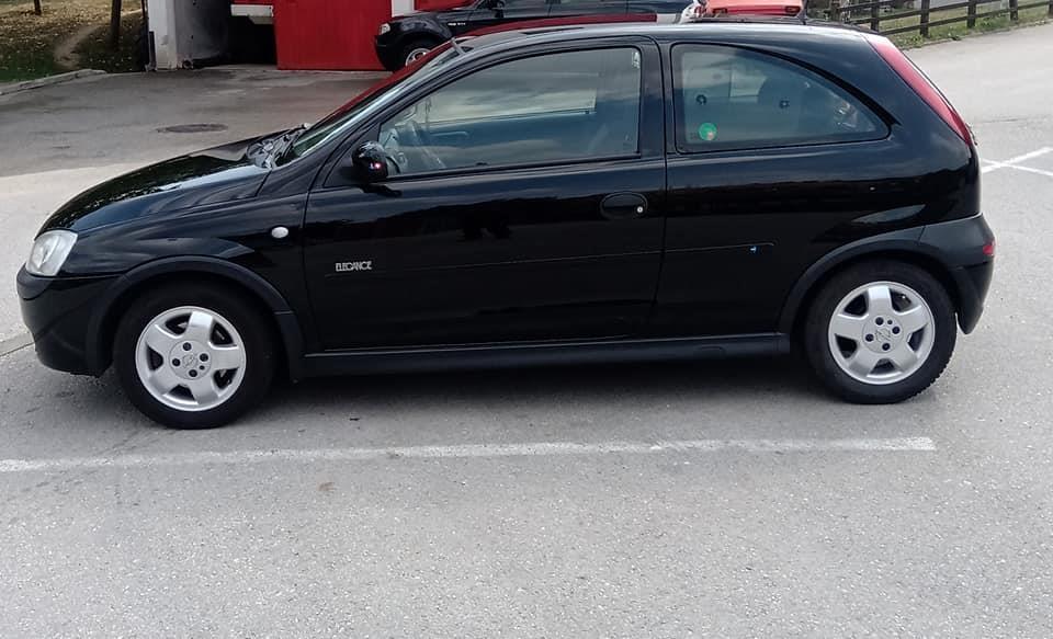 Opel-Corsa-1-4-elegance
