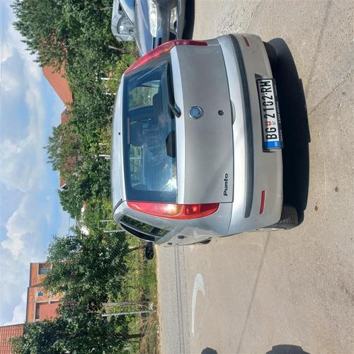 Prodaje se
