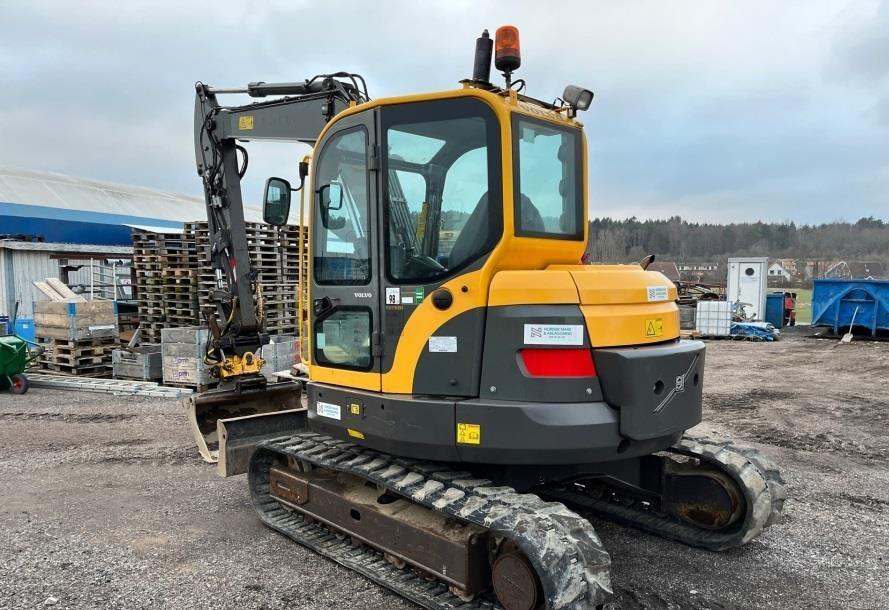 2008-Volvo-ECR88