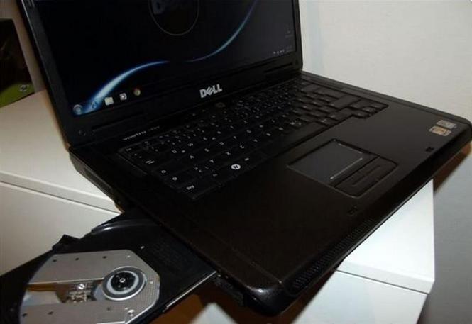 Dell Vostro DualCore 2GB,120HDD, WiFi