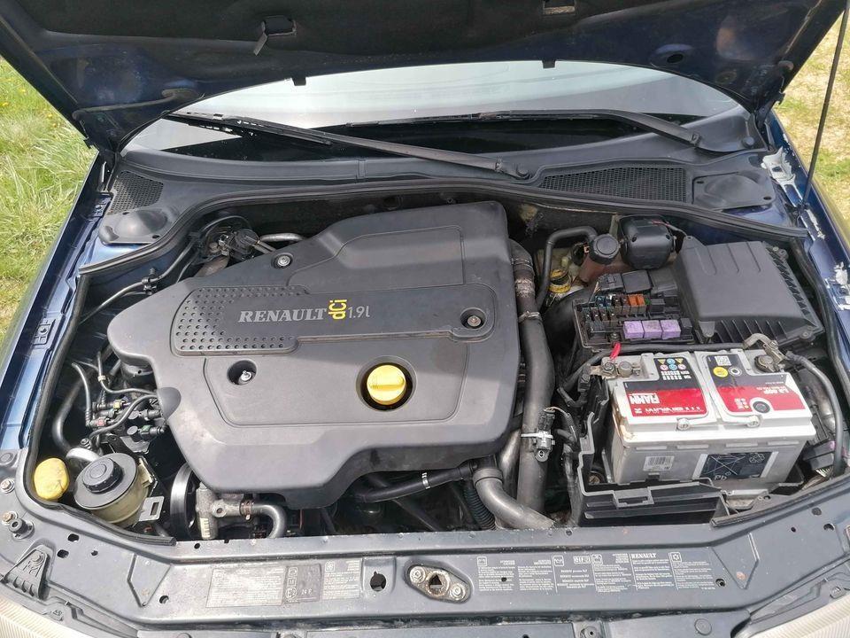 Renault-laguna-1-9-6