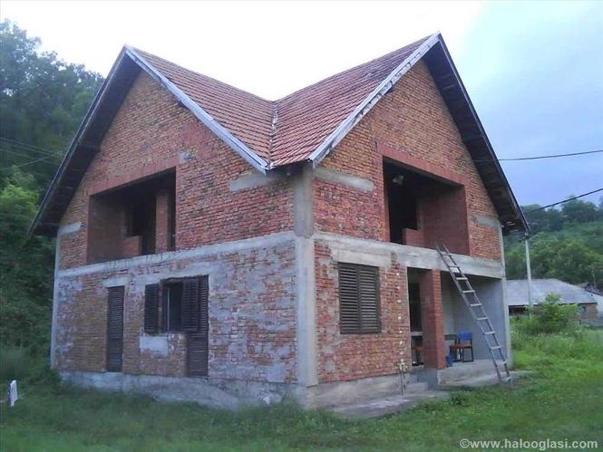 Kuca na prodaju-Topola-Blaznava