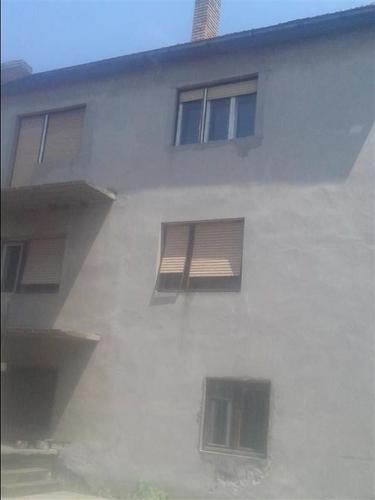 prodajem kuću