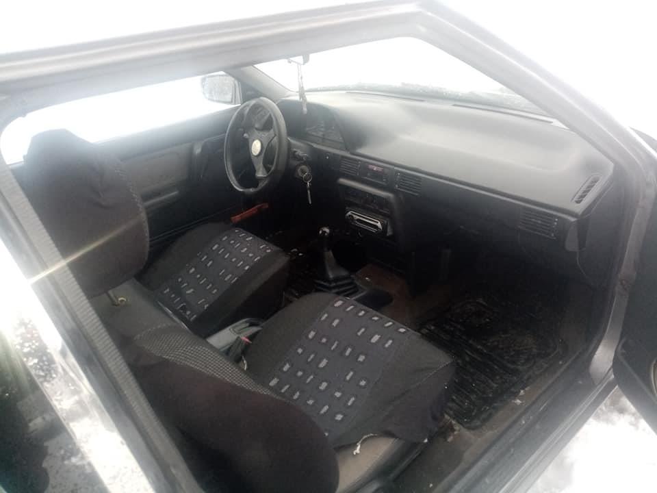 Mazda-323