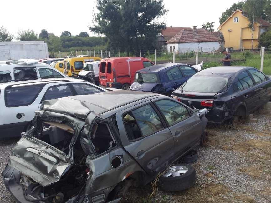 Renault-Auto-Delovi