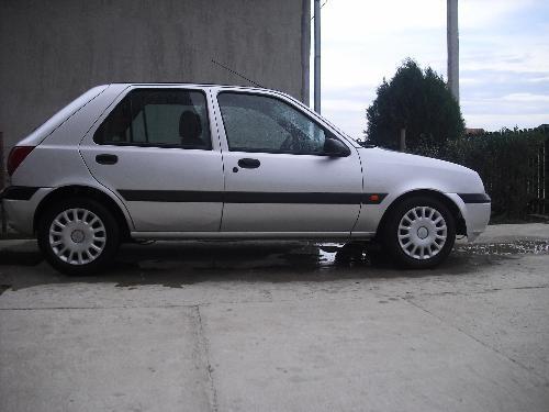 -Ford-Fiesta--01