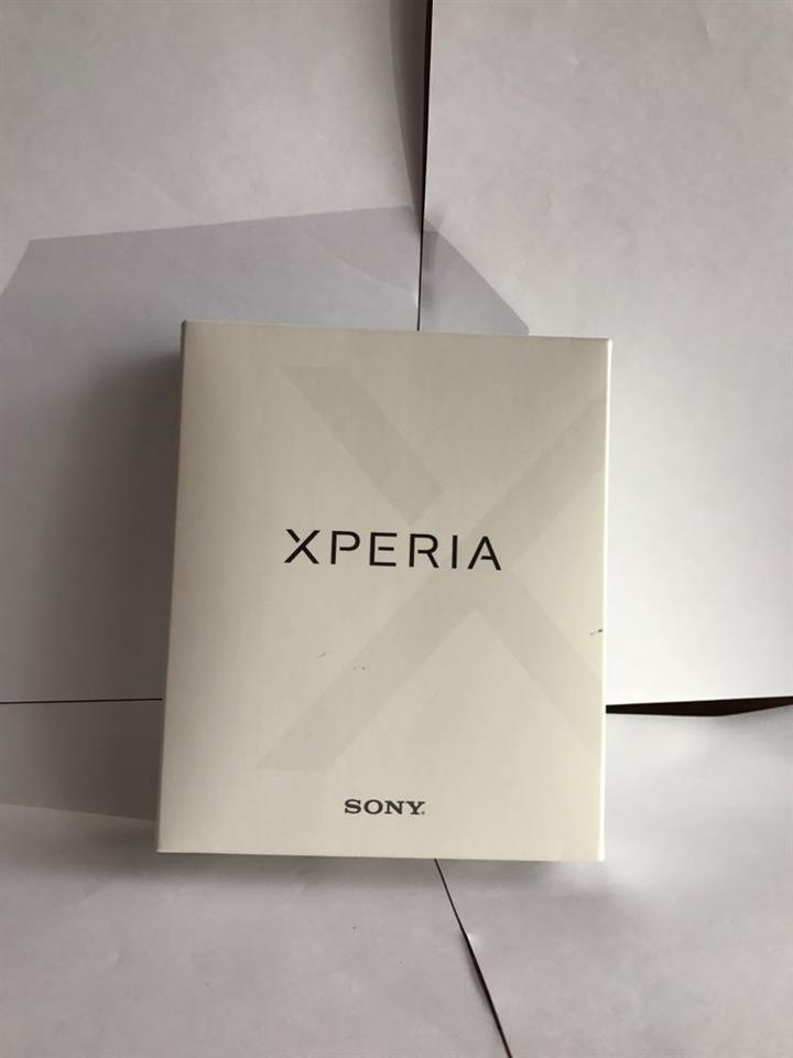 SONY-XPERIA-E5-