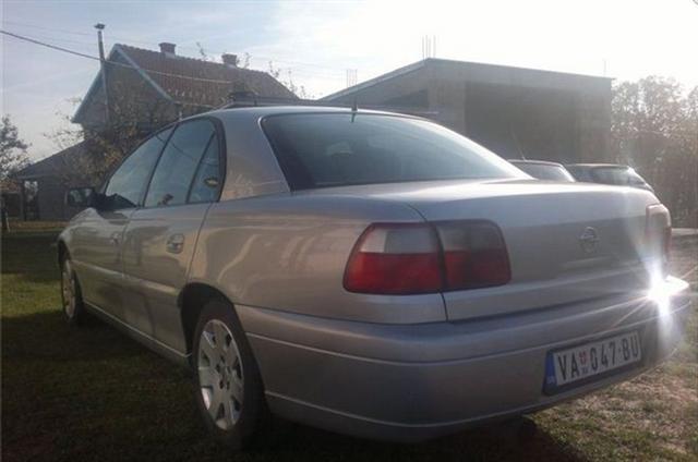 Opel-Omega-2-2dti--01