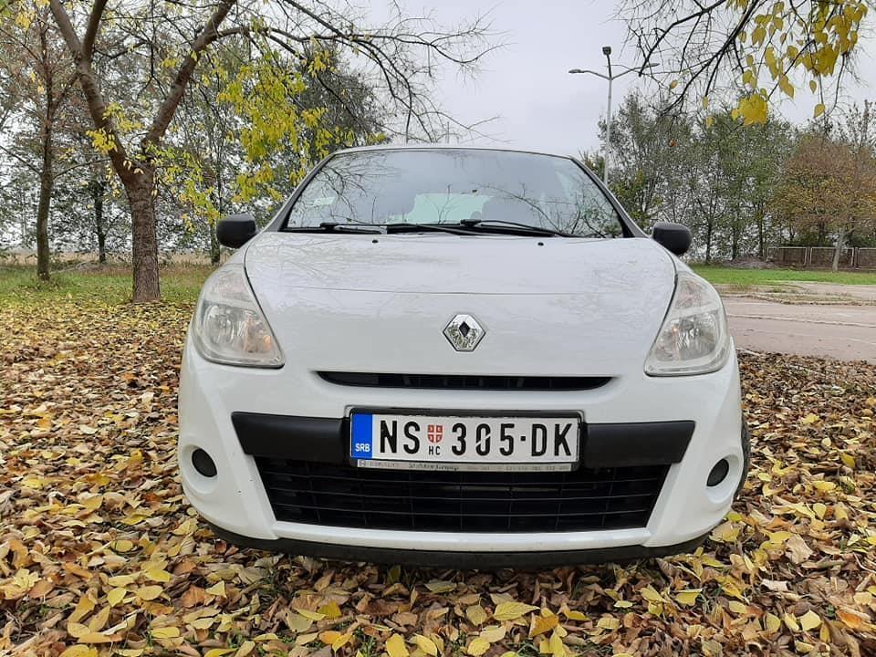 Renault-Clio-1-5-DCI