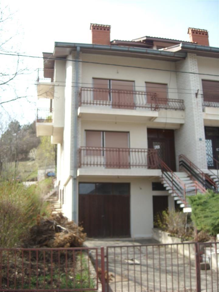 KUCA-U-NISKOJ-BANJI