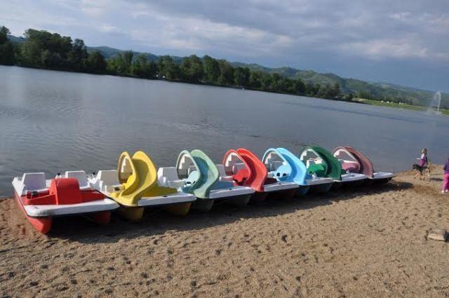 Pedaline--velike-sa-toboganom