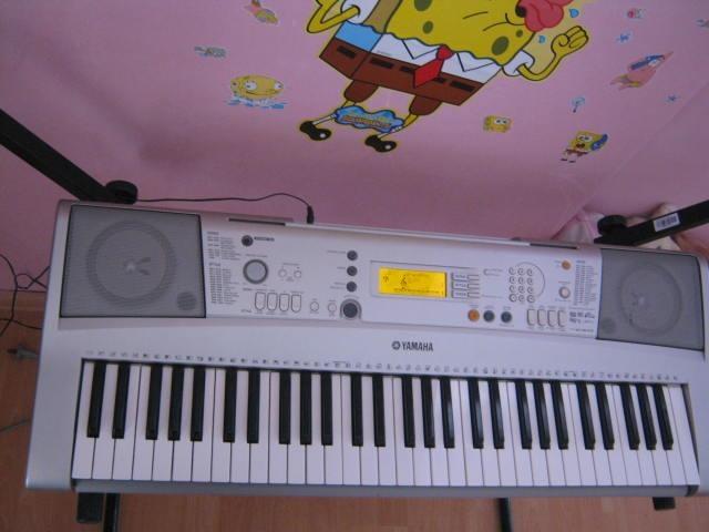 Yamaha psr e303 aranzer
