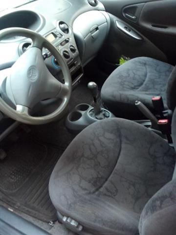Toyota-Yaris-D4d---02-perfekten--Hitno