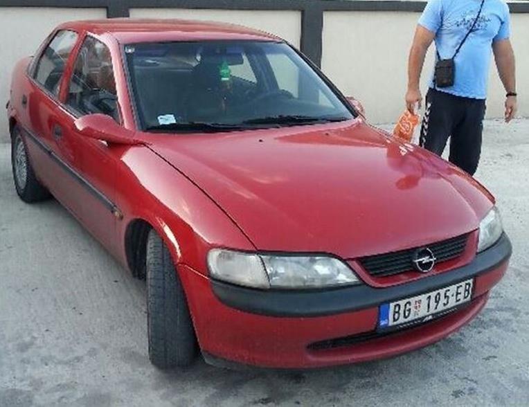 Opel-Vectra-1-6-b--96