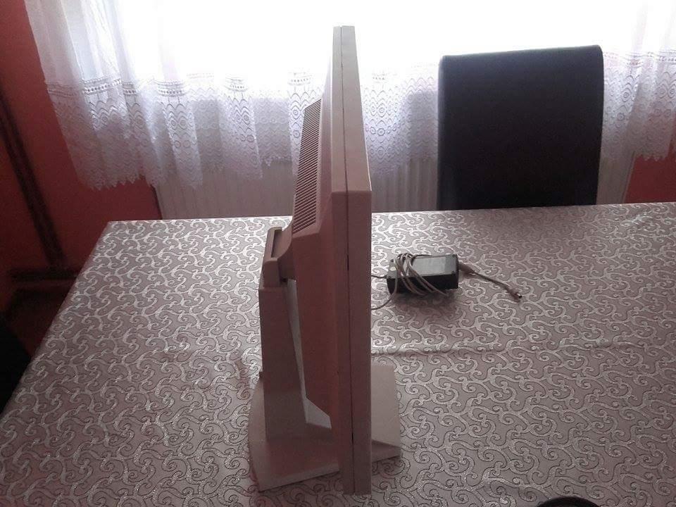Monitor-fujitsu--siemens-