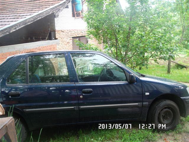 Peugeot-106--01